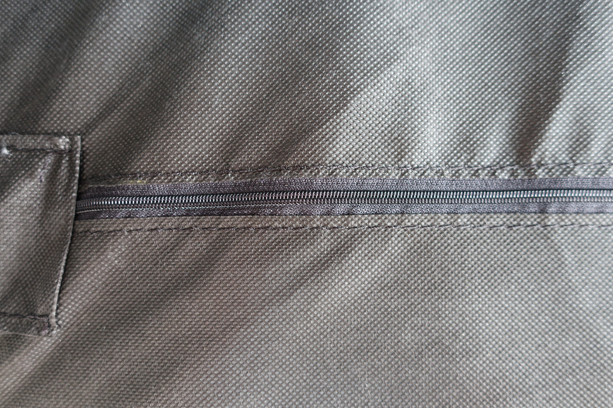 Rock & Roll Bed 3/4 - Quality Foldable Foam Toppers, close-up of the zip.